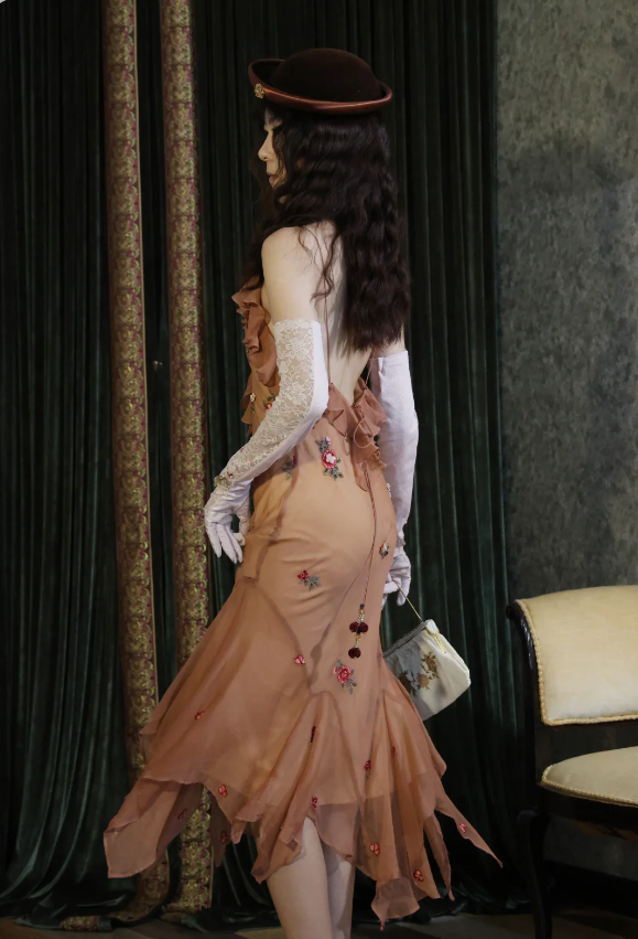 Vintage Mermaid Spaghetti Strap Ruffle V-Neck Embroidered Chiffon Prom Dress Evening Dress P4886