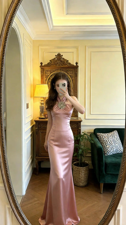 Elegant Pink Halter Neck Crystal Mermaid Satin Long Prom Dress Evening Dress P4899