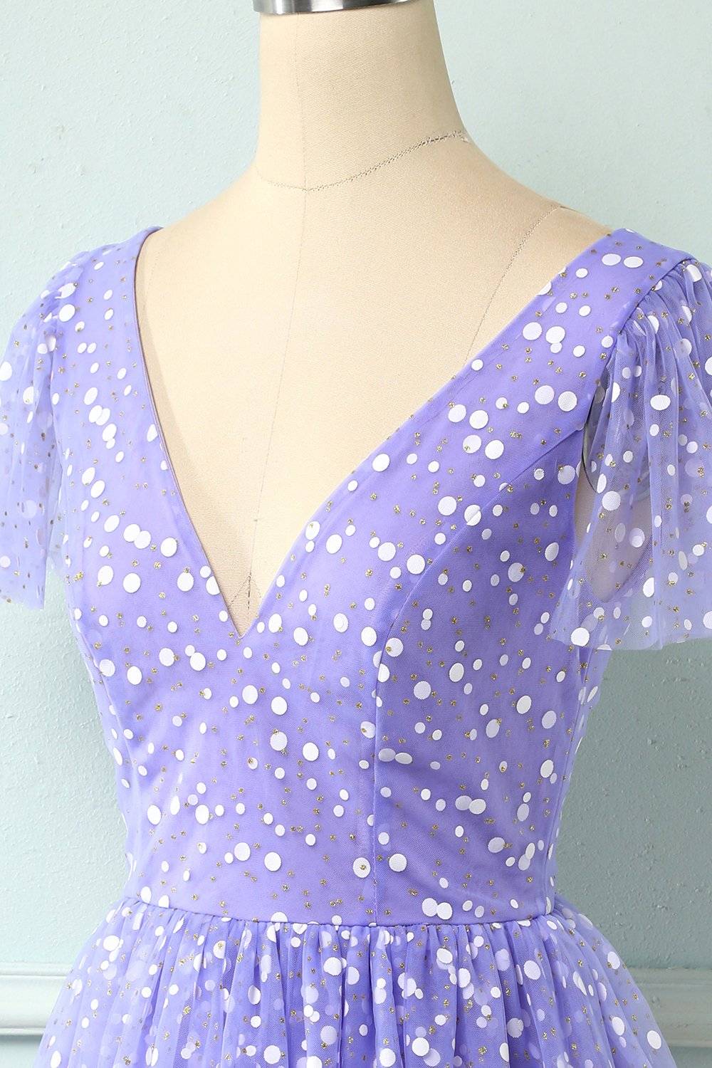 Lilac A-line V Neck Multi-Layers Mini Homecoming Dress with Dot