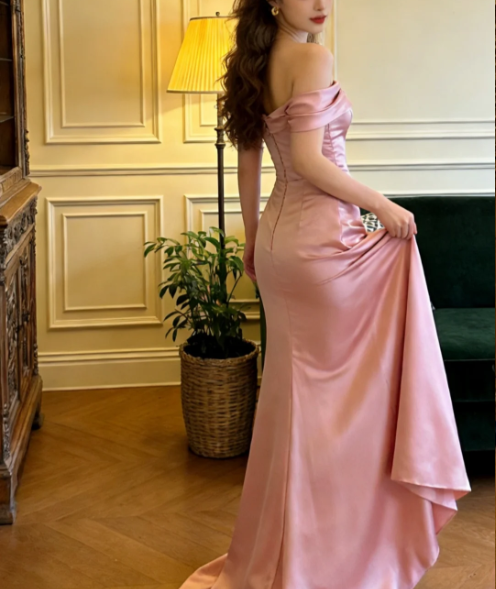 Elegant Pink Off-the-Shoulder Mermaid Ruched Satin Long Prom Dress Evening Dress P4900