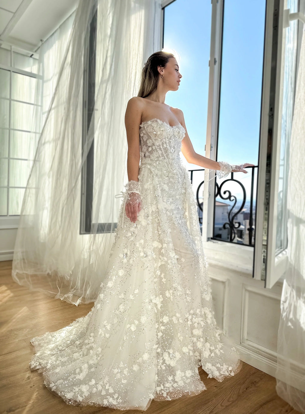 Elegant Ivory Strapless Sweetheart 3D Floral Sparkly Mermaid Detachable Tulle Beaded Long Train Wedding Dress TP5907