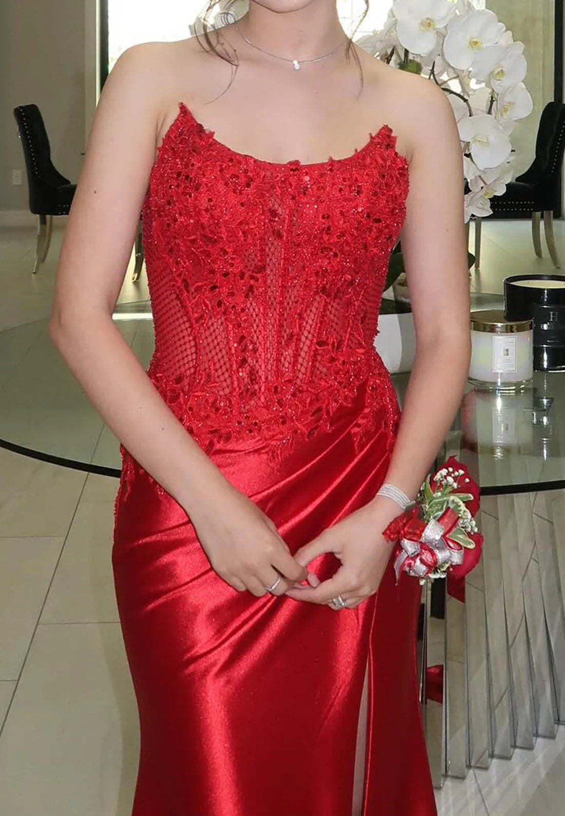 Bateau Strapless Lace Appliques Satin Party Prom Dress