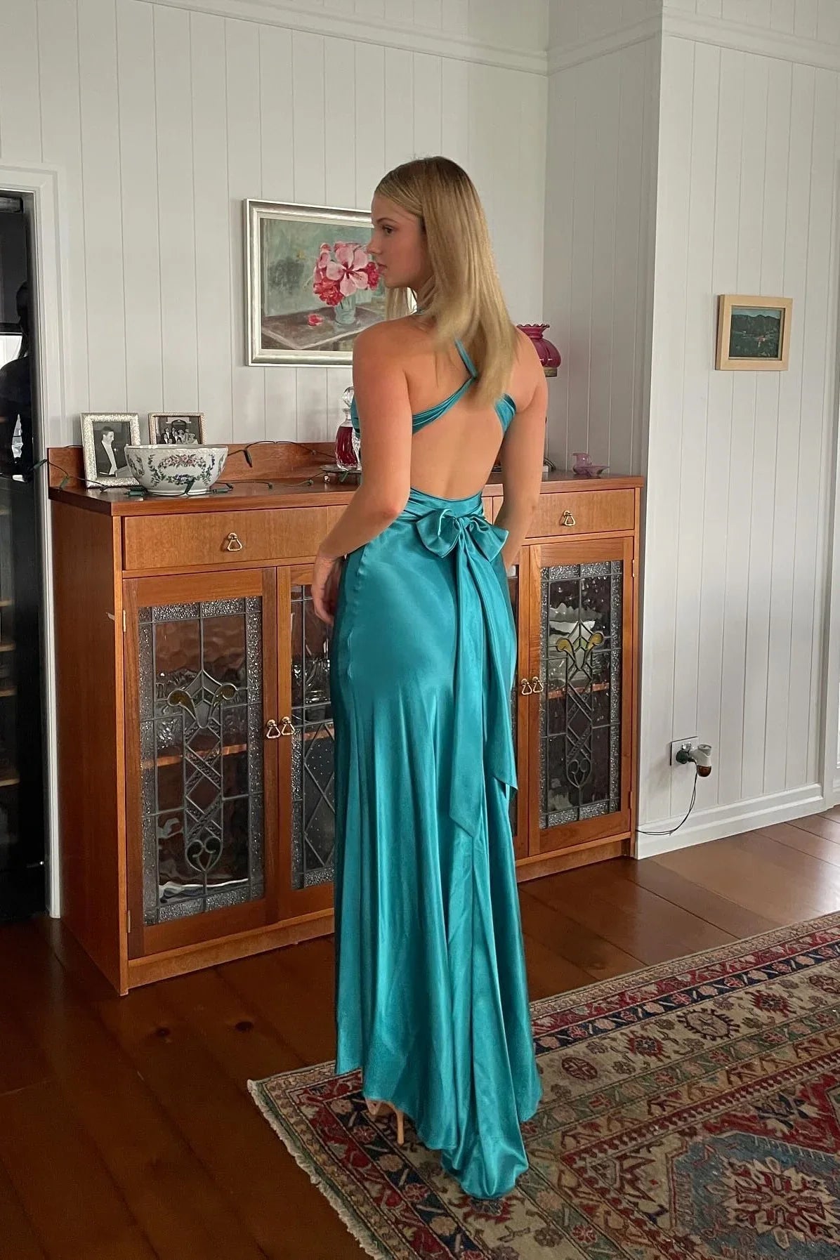 Casual Halter Satin A-Line V-Neck Lace Up Party Prom Dress