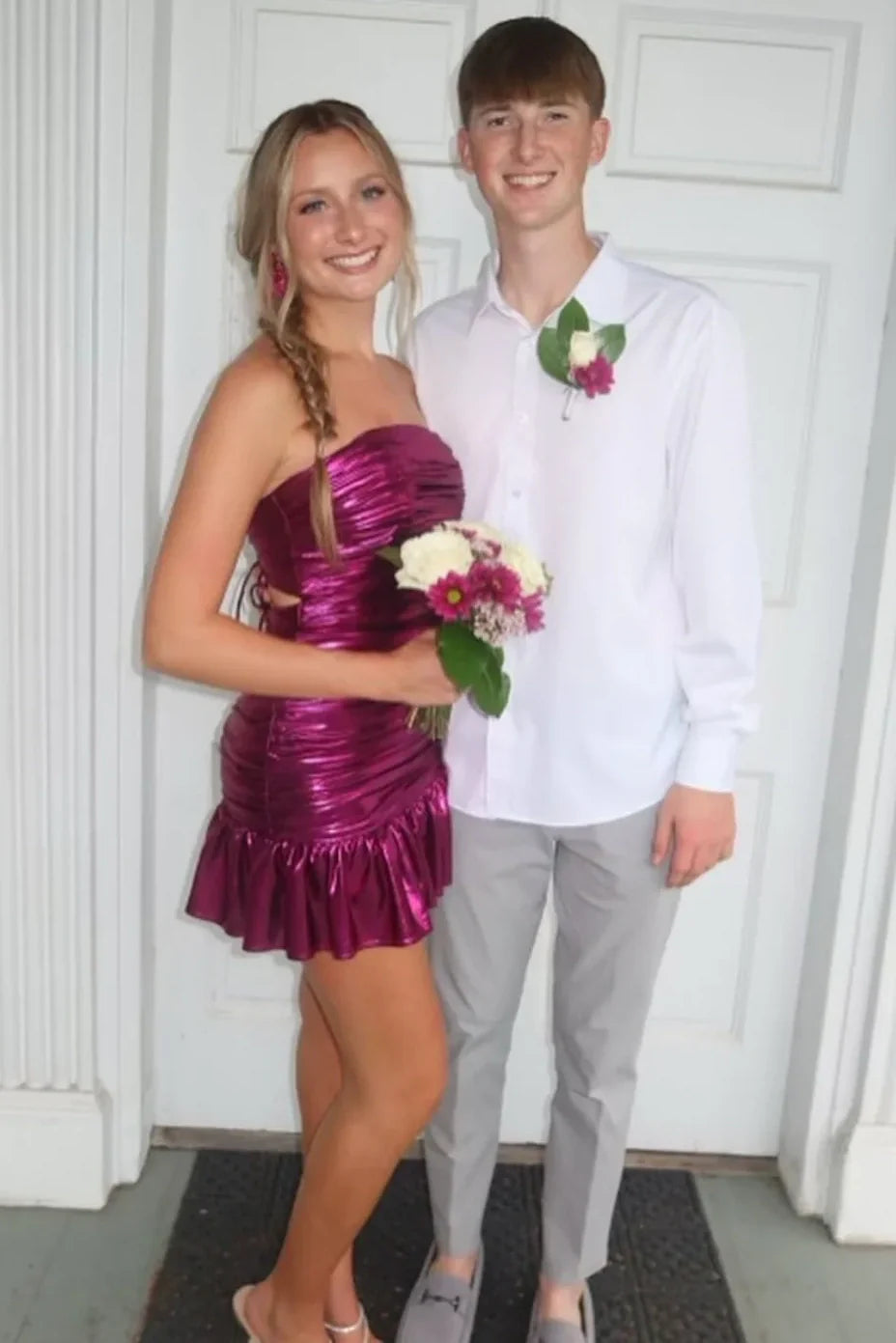 Chic Satin Strapless Pleated Mini Ruffle Homecoming Dress