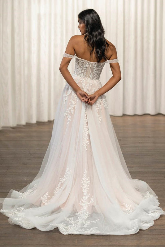 Chic Tulle A-Line Empire Off-Shoulder Lace Appliques Wedding Dress