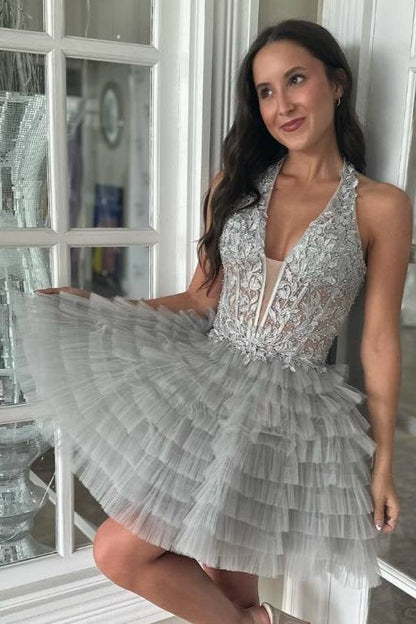 Chic Tulle A-Line V-Neck Halter Appliques Tiered Homecoming Dress