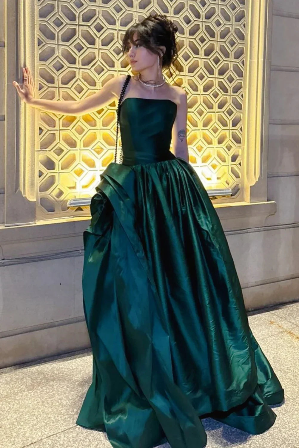 Classic Satin A-Line Strapless Empire Party Prom Dress With Slit