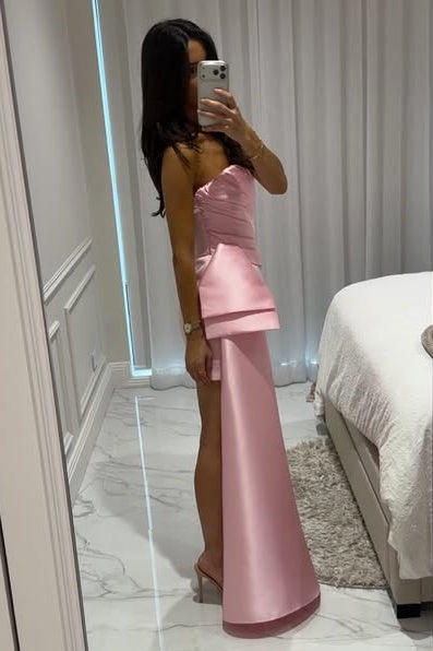 Cute Satin Fitted Strapless Pleated Party Homecoming Dress