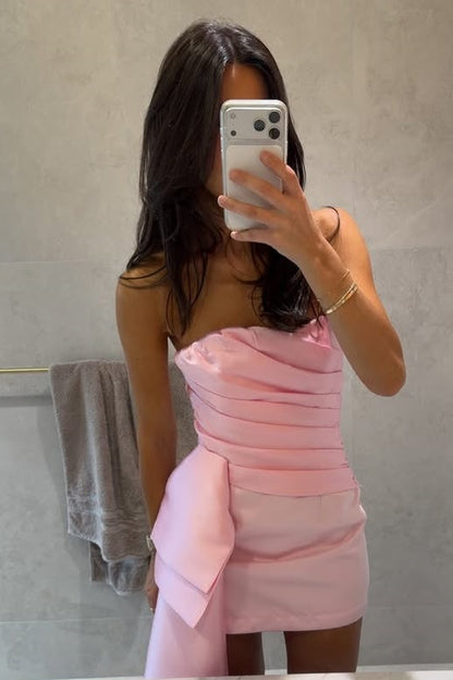 Cute Satin Fitted Strapless Pleated Party Homecoming Dress