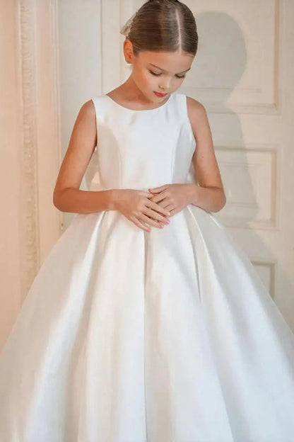 Elegant Satin A-Line Scoop Flower Girl Dress With Bow
