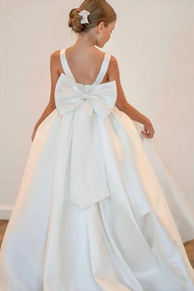 Elegant Satin A-Line Scoop Flower Girl Dress With Bow