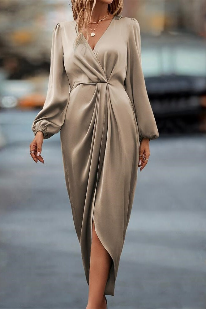Elegant Satin V-Neck Long Sleeves Empire Cocktail Party Dress