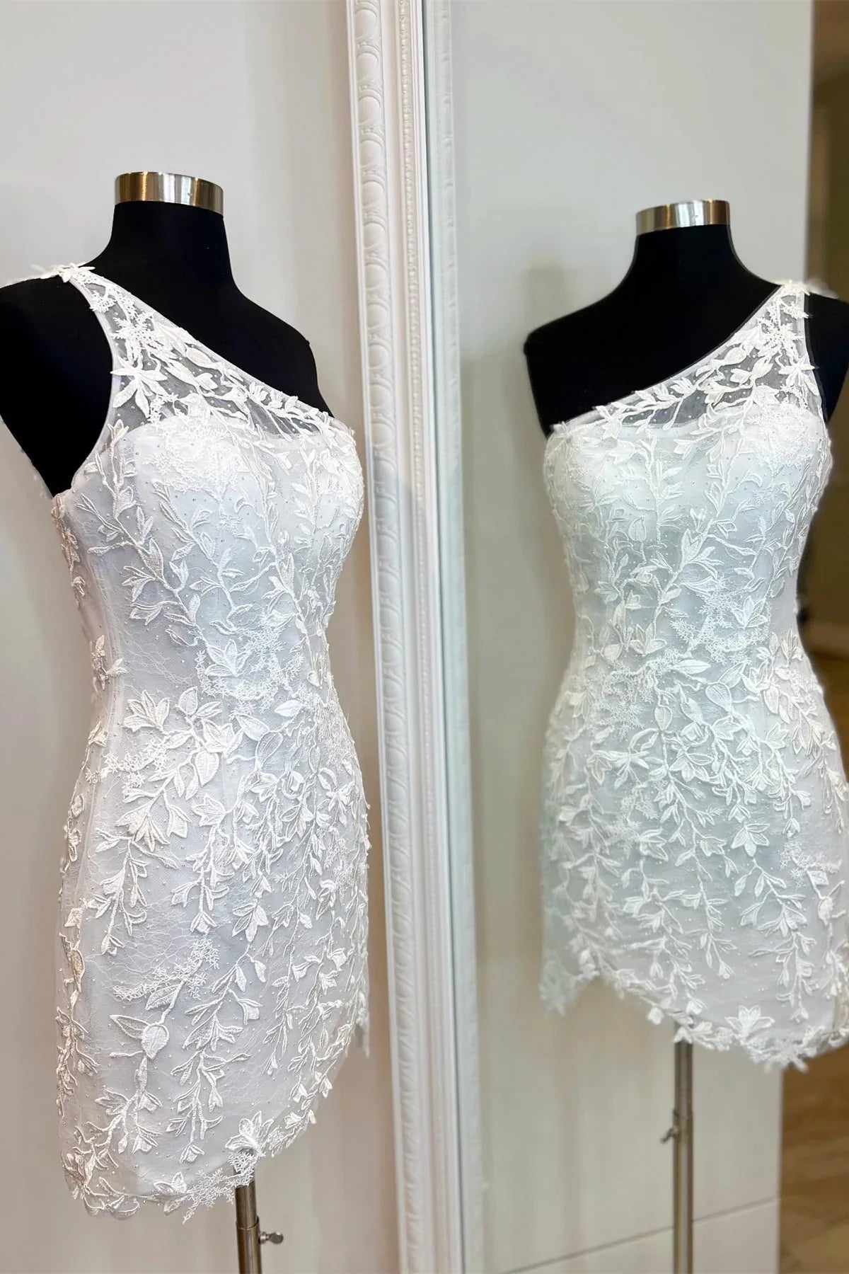 Fitted One Shoulder Sleeveless Lace Party Homecoming Party Dress