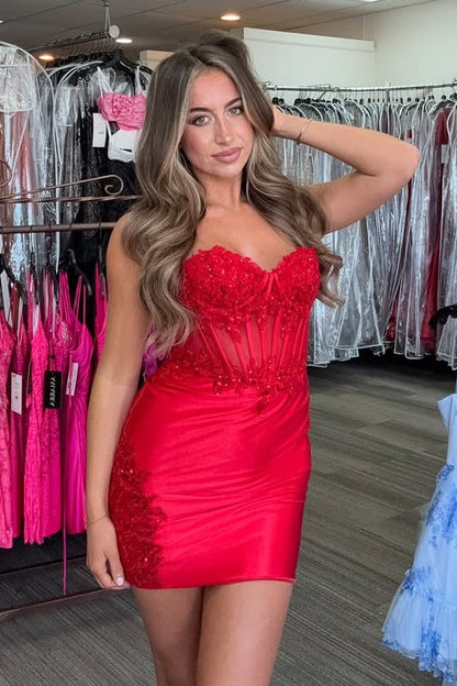 Fitted Sweetheart Sleeveless Satin Homecoming Dress With Lace Appliques