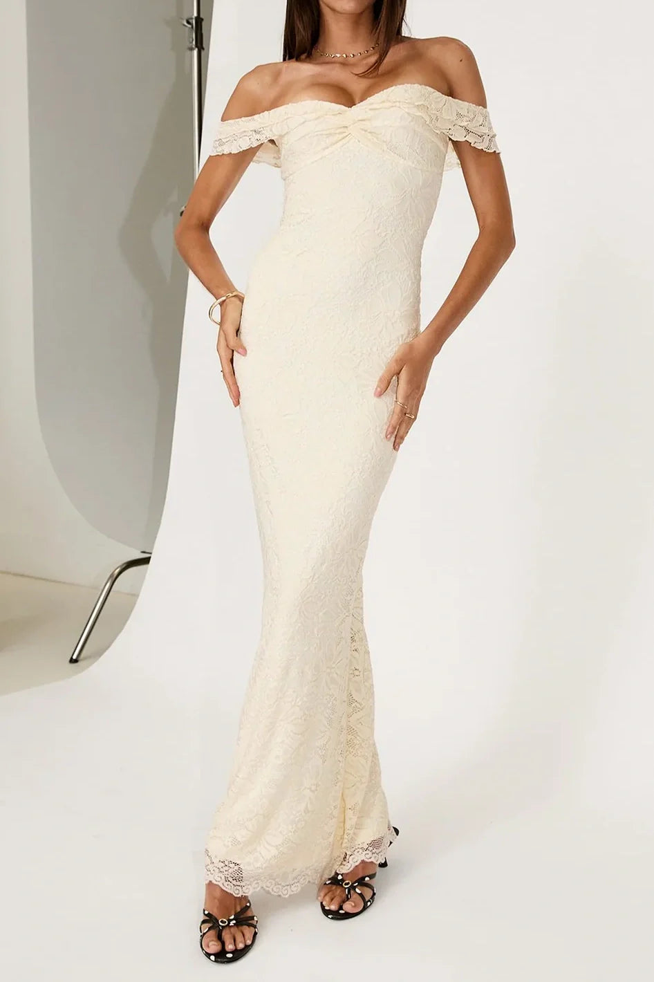 Fully Lace Ruffle Off-Shoulder Fitted Floor-Length Party Prom Dress