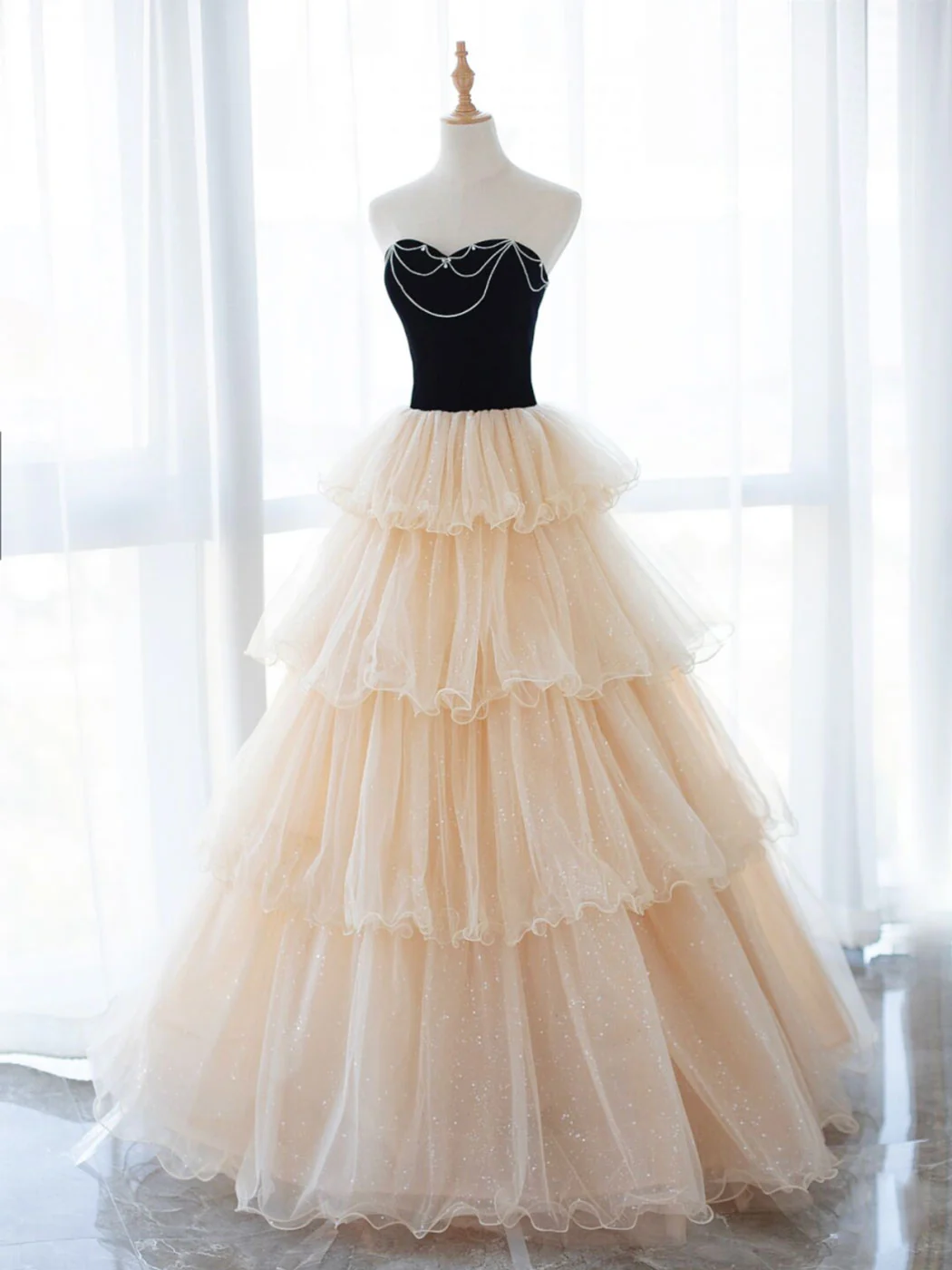 Chic A Line Black Velvet And Champagne Tulle Cake Skirt Stitching Sequin Beading Long Prom Dress, Evening Dress GG293