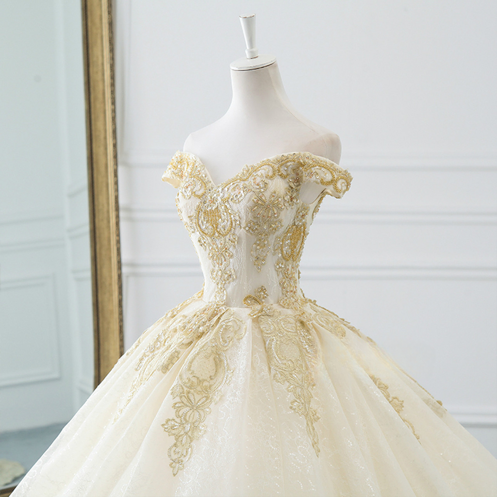 Timeess Ball Gown Off The Shoulder Tulle Lace Applique Long Wedding Dress GG2972