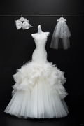 Unique Mermaid Strapless White Satin Tulle With Wedding Veil Long Wedding Dress GG2998