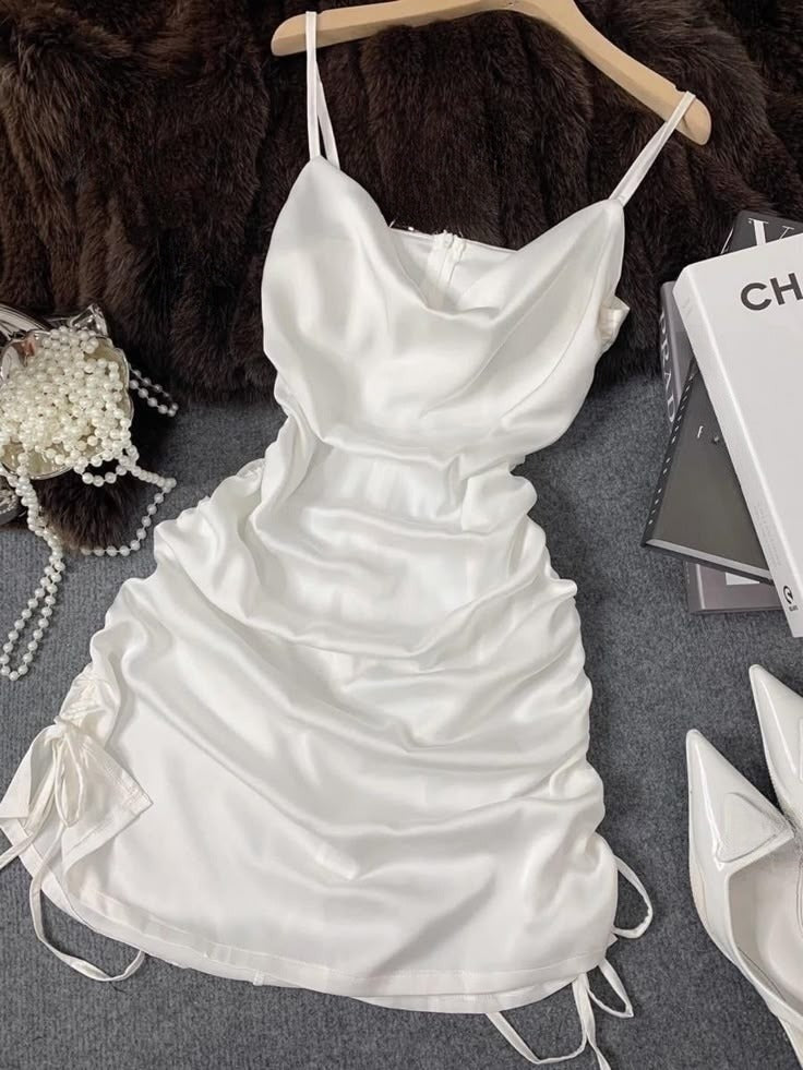 White Mermaid Spaghetti Straps Satin Short Prom Dress,Homecoming Dress,Birthday Dress GG3316
