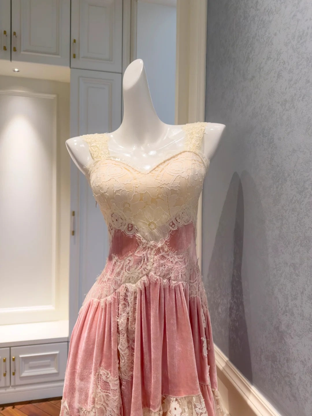 Sweet Spaghetti Straps Pink Prom Dress Velvet Lace A-Line Evening Dress GG5833