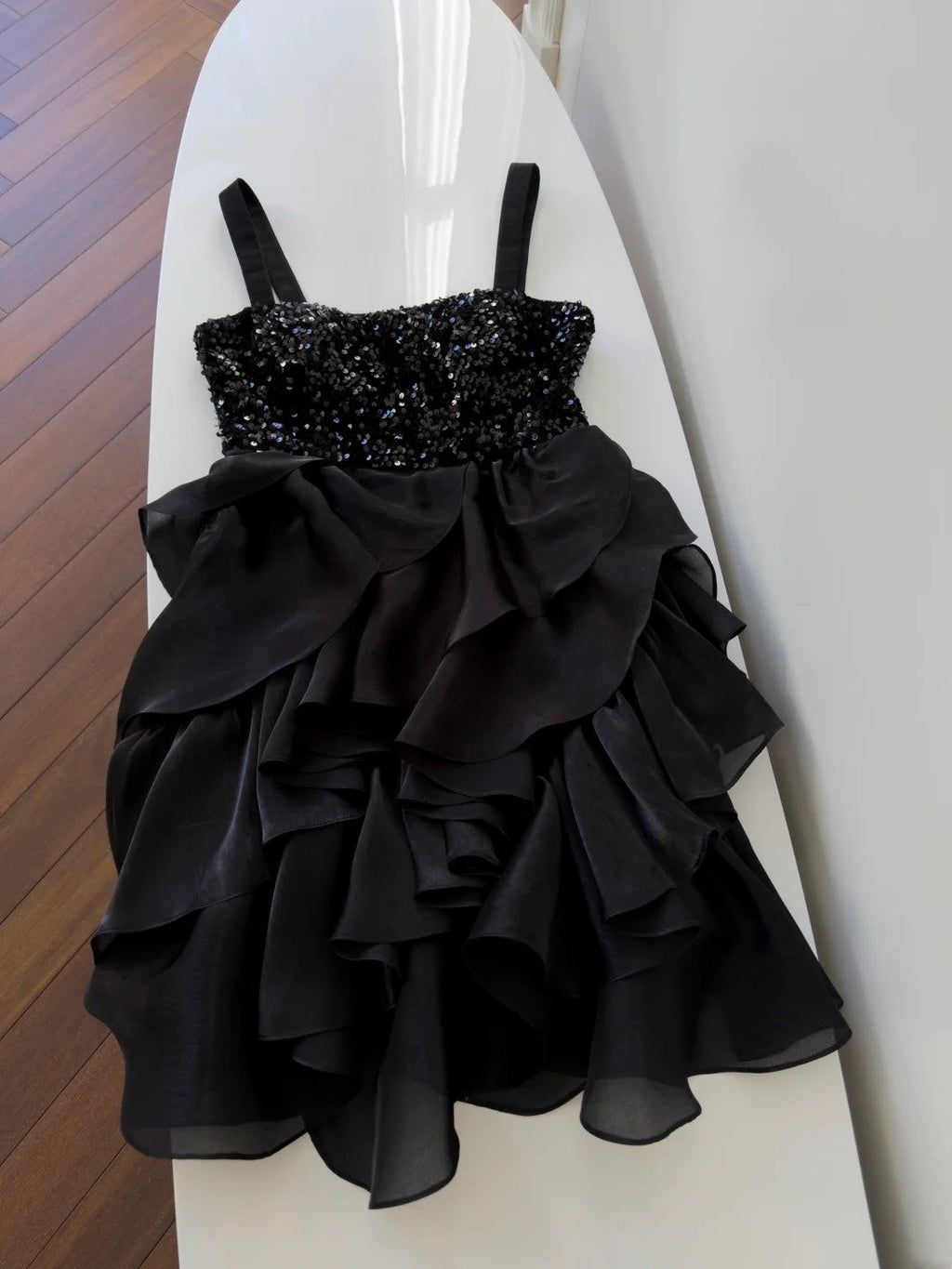 Sexy Spaghetti Straps Black Homecoming Dress Sequins Birthday Dress Ruffles A-Line Mini Dress GG5837