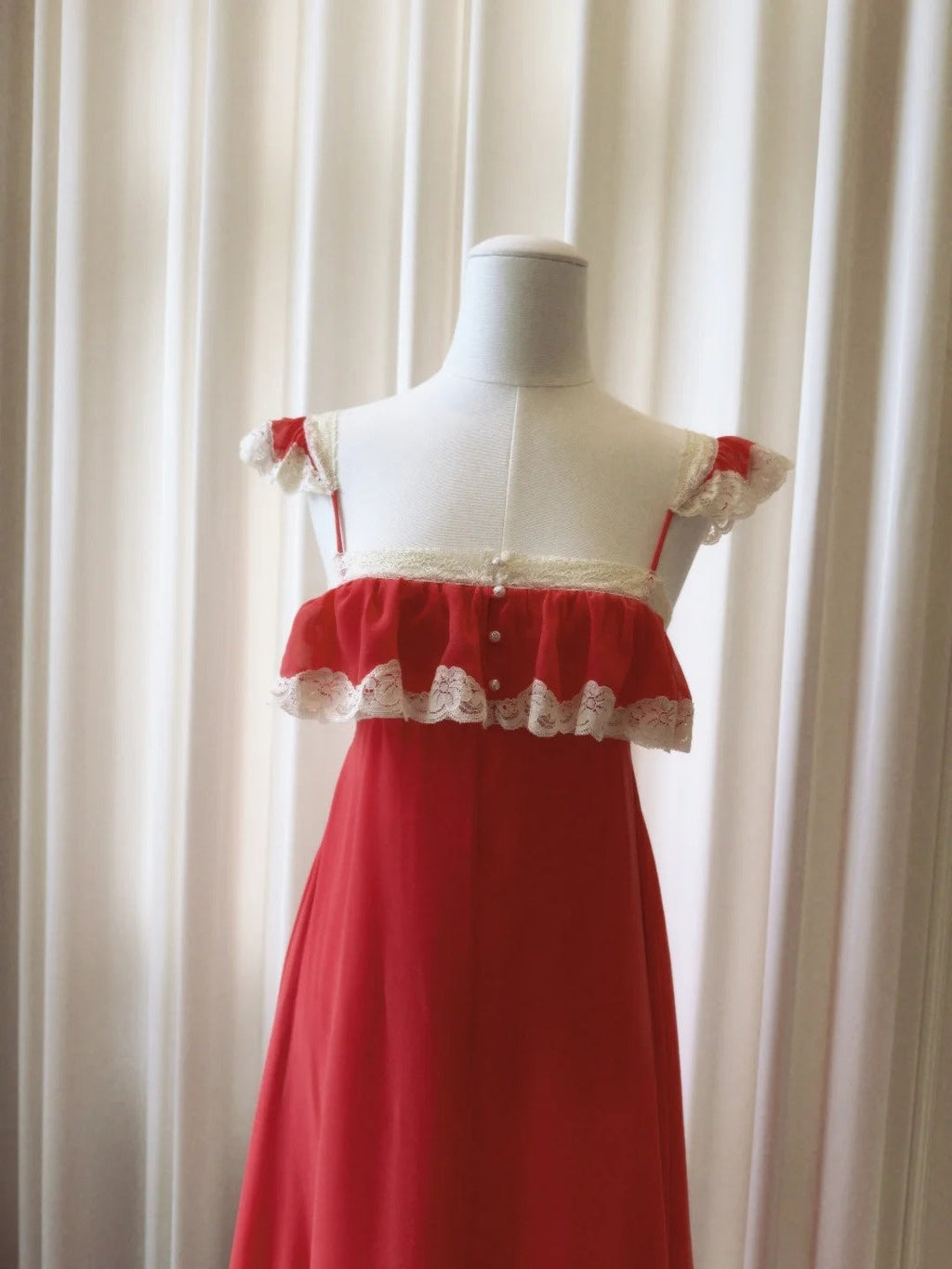 Elegant Spaghetti Straps Prom Dress Lace Ruffles A-Line Evening Dress GG5846