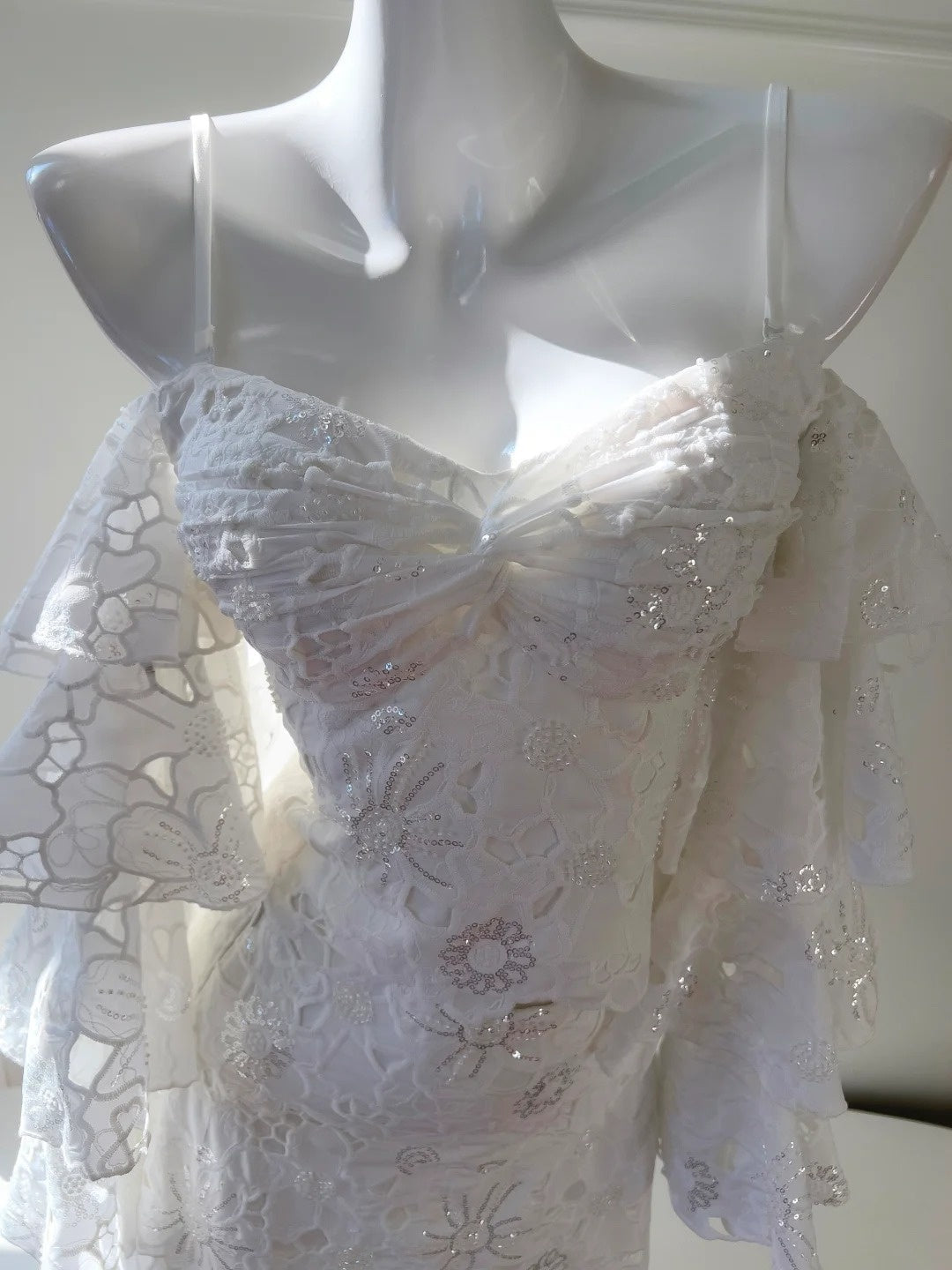 Glittering A-Line White Prom Dress Long Sleeve Sequins Evening Dress GG5888