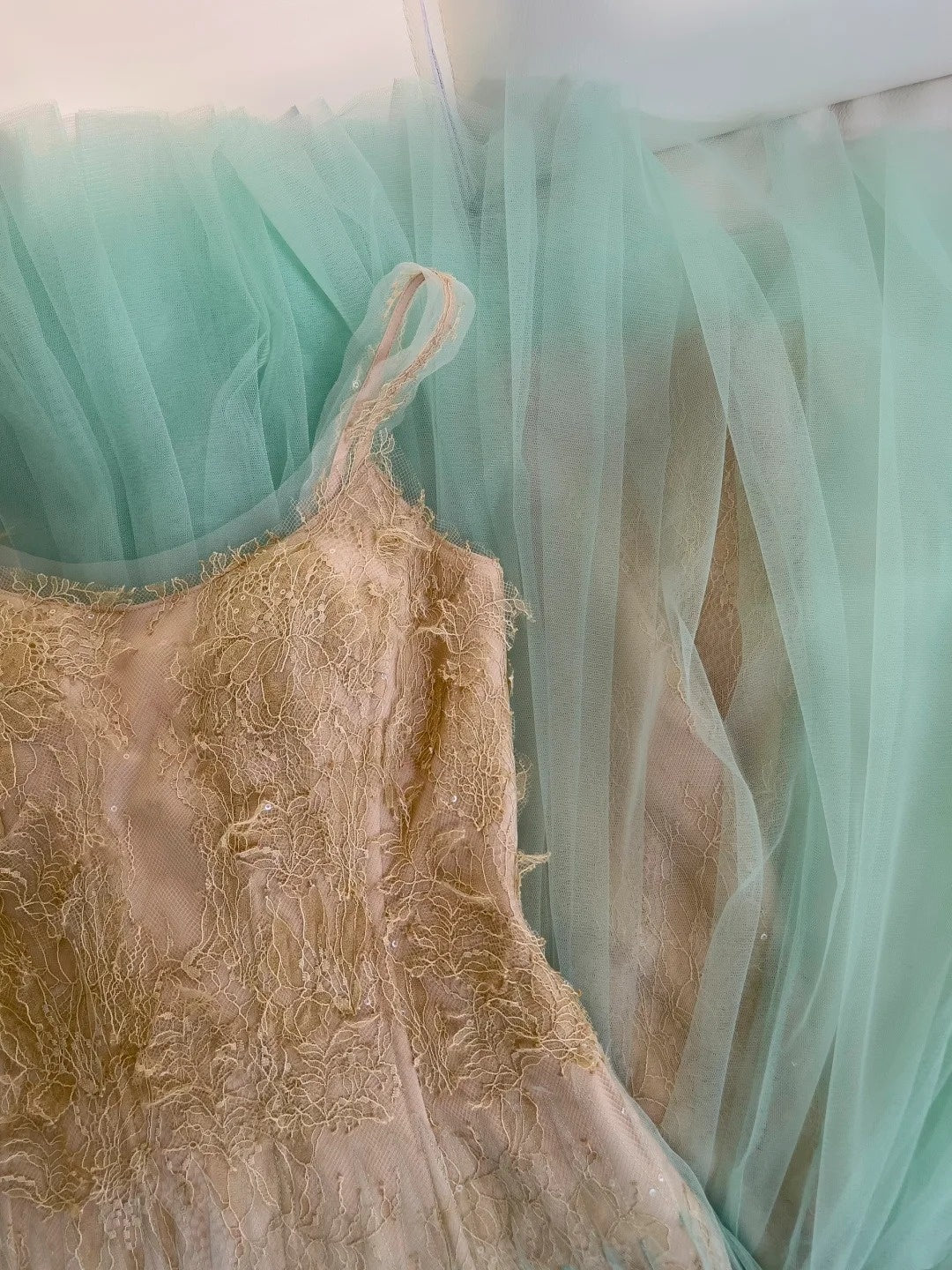 Ethereal Spaghetti Straps Tulle Prom Dress Lace Sequins A-Line Evening Dress GG5891