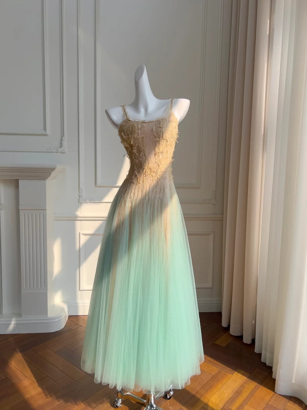 Ethereal Spaghetti Straps Tulle Prom Dress Lace Sequins A-Line Evening Dress GG5891