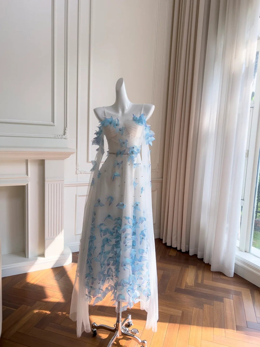 Unique Appliques Prom Dress Spaghetti Straps A-Line Evening Dress GG5910
