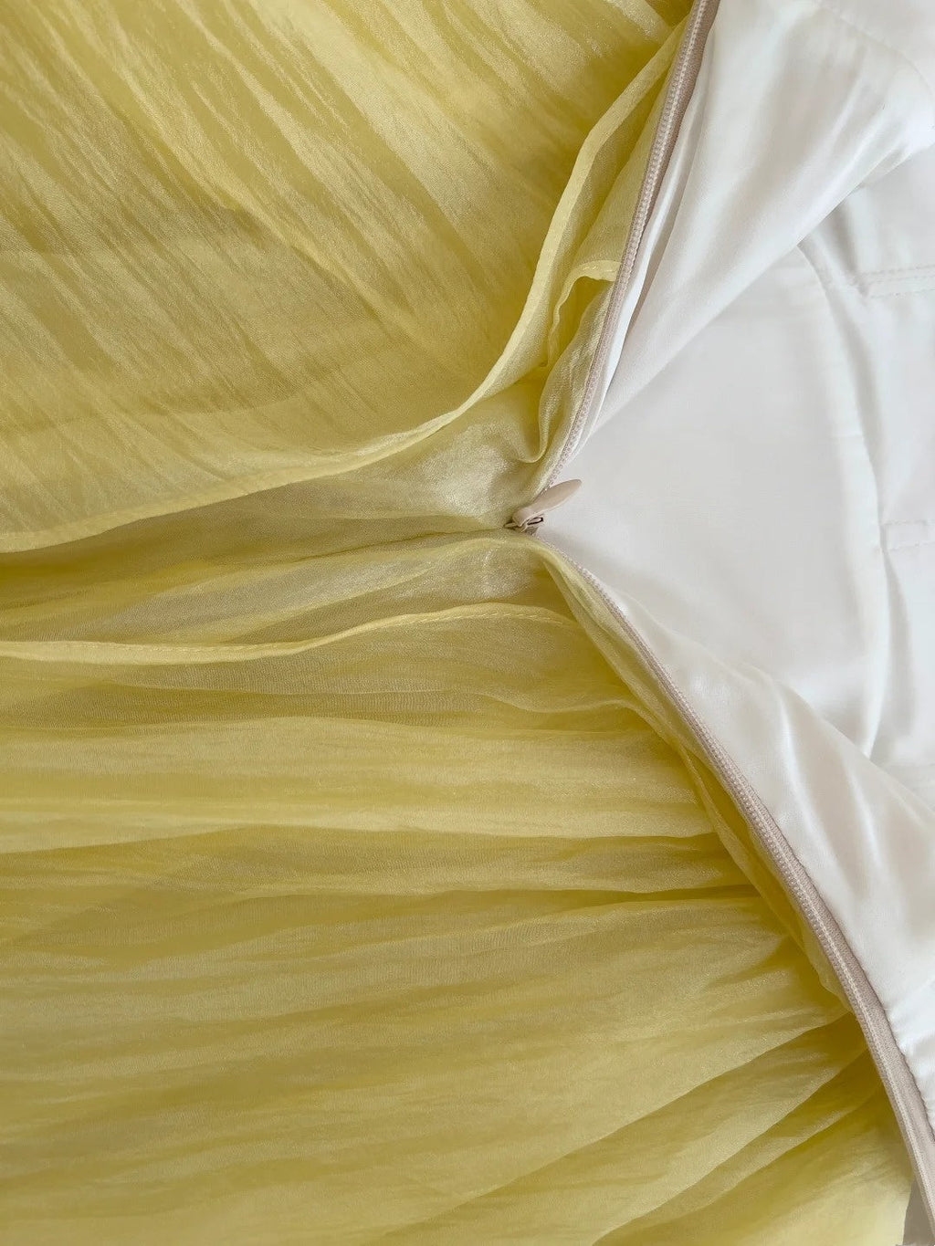 Elegant Spaghetti Straps Yellow Prom Dress Tulle A-Line Evening Dress GG5923