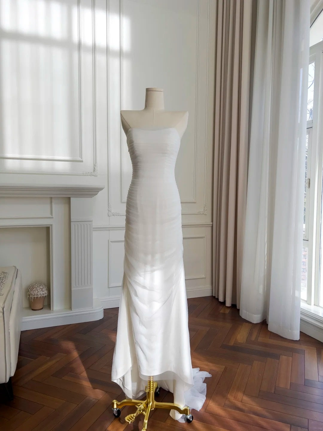 Simple Mermaid Long Wedding Dress, Pleated Tulle Bridal Dress GG5939