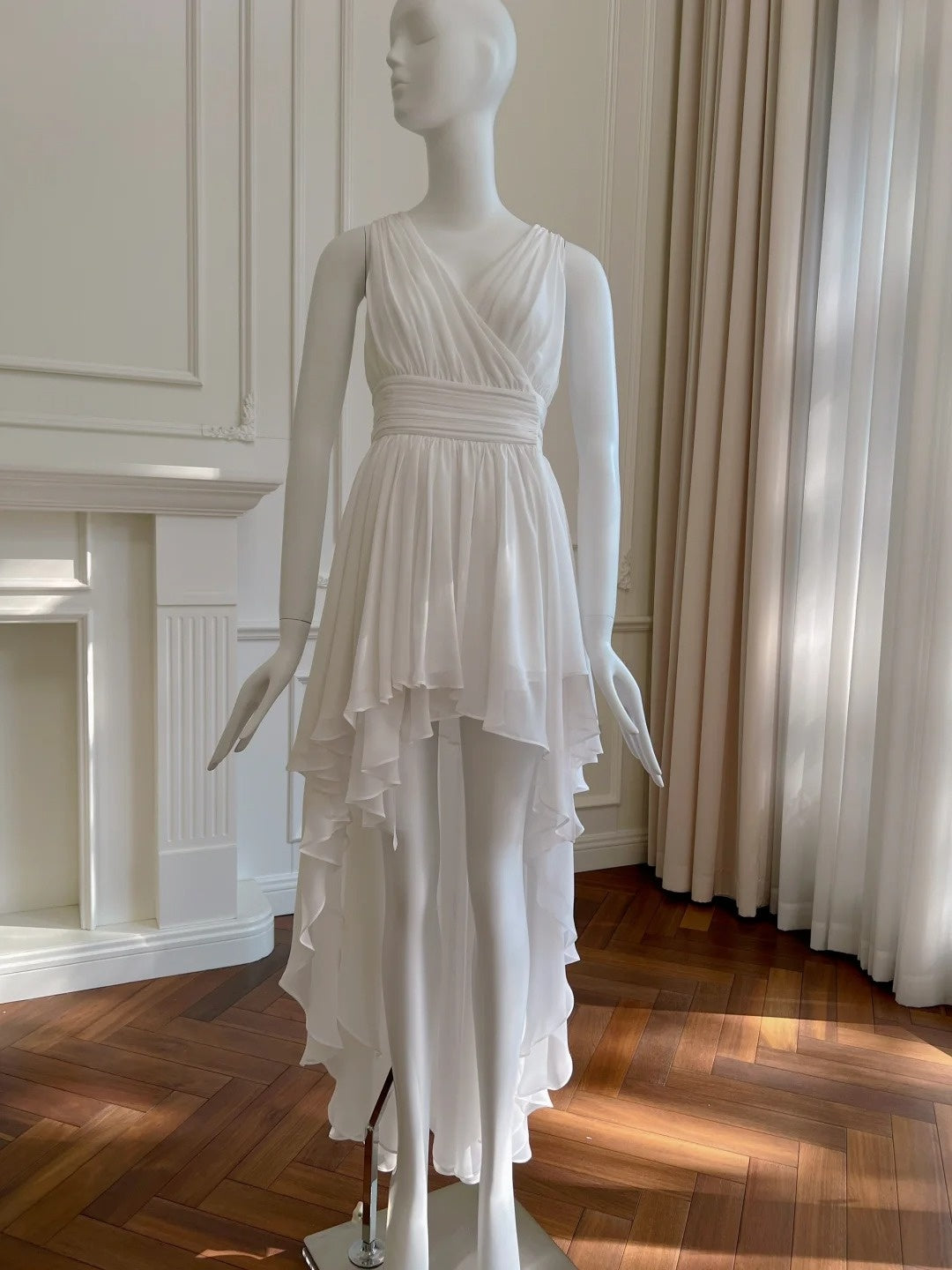 Flowy V Neck White Homecoming Dress Pleated A-Line Birthday Dress GG5971
