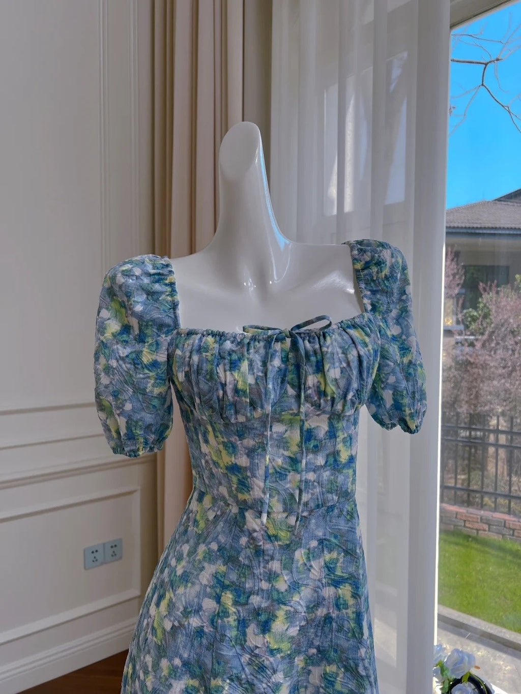Elegant Texured Blue Floral Prom Dress Short Sleeve A-Line Evening Dress GG6010