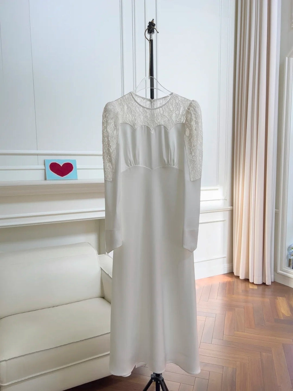 Elegant Lace WhiteProm Dress Long Sleeve A-Line Evening Dress GG6050