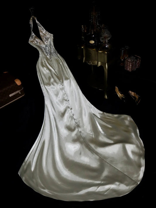 Luxurious Halter Neck Silver Prom Dress Beads Satin Mermaid Evening Dress GG6116