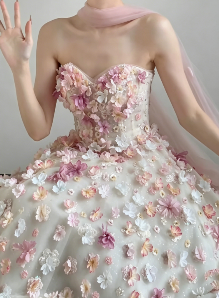 Sleek Strapless Appliques Prom Dress White A-Line Evening Dress GG6373