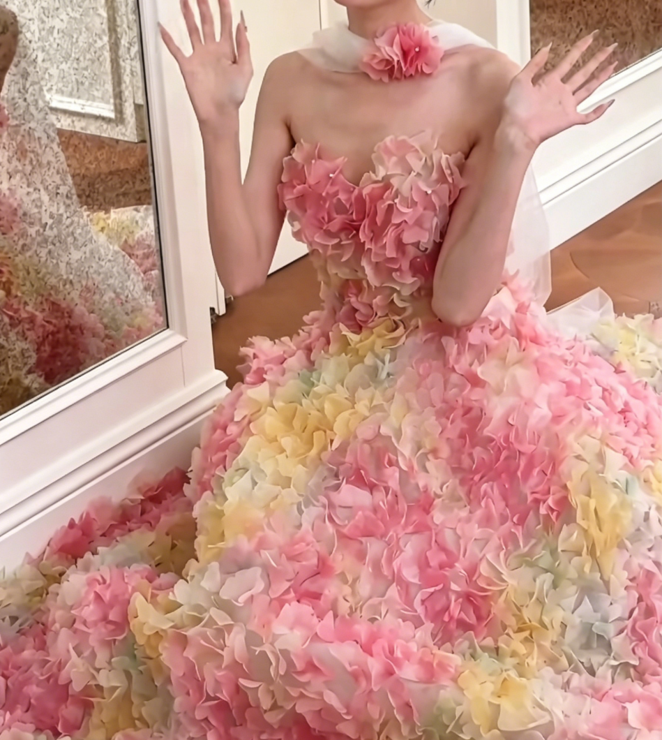 Alluring Strapless Pink Prom Dress Florals Beads A-Line Evening Dress GG6549