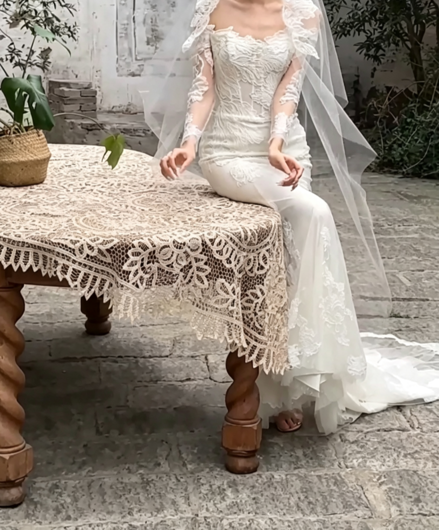 Sleek Off-Shoulder Wedding Dress Long Sleeve Appliques Mermaid Bridal Dress GG6600