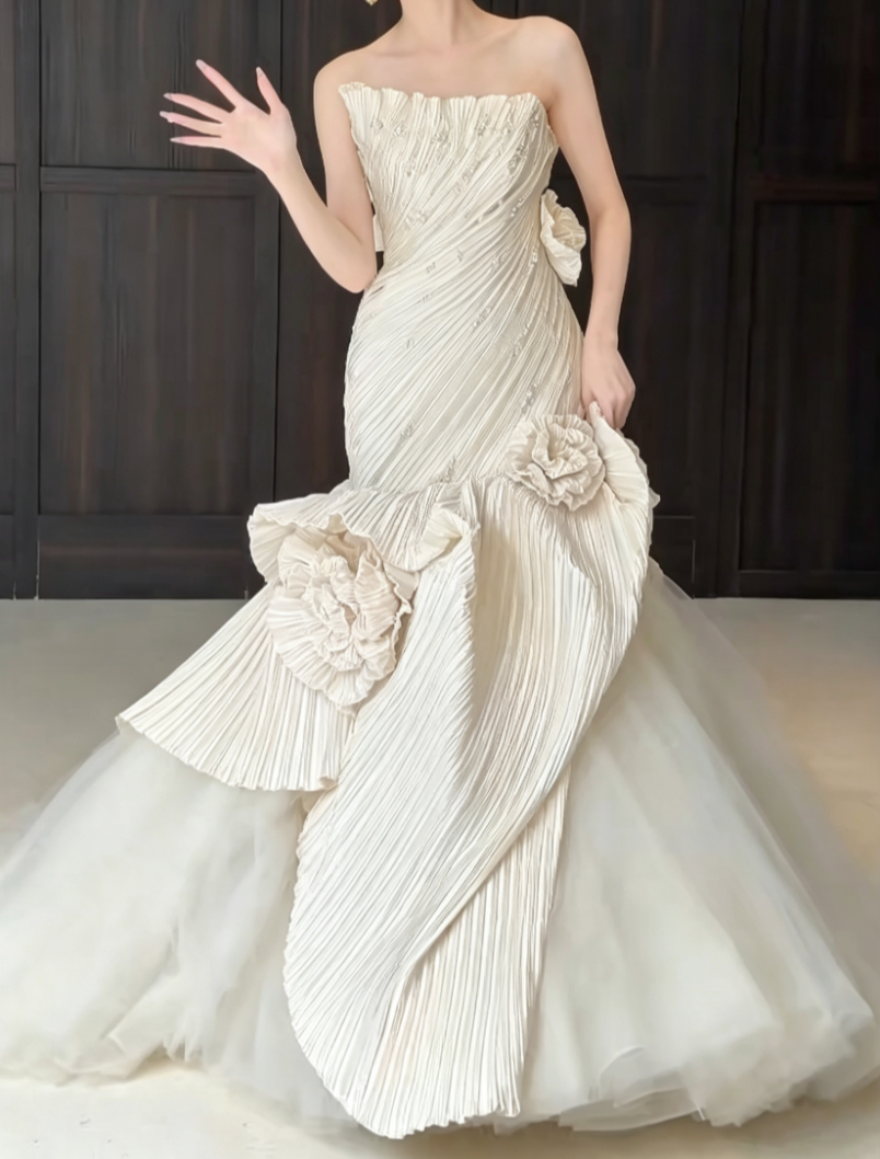 Ornate Strapless Ivory Wedding Dress Pearls Handmade Flowers Tulle Mermiad Bridal Dress GG6613
