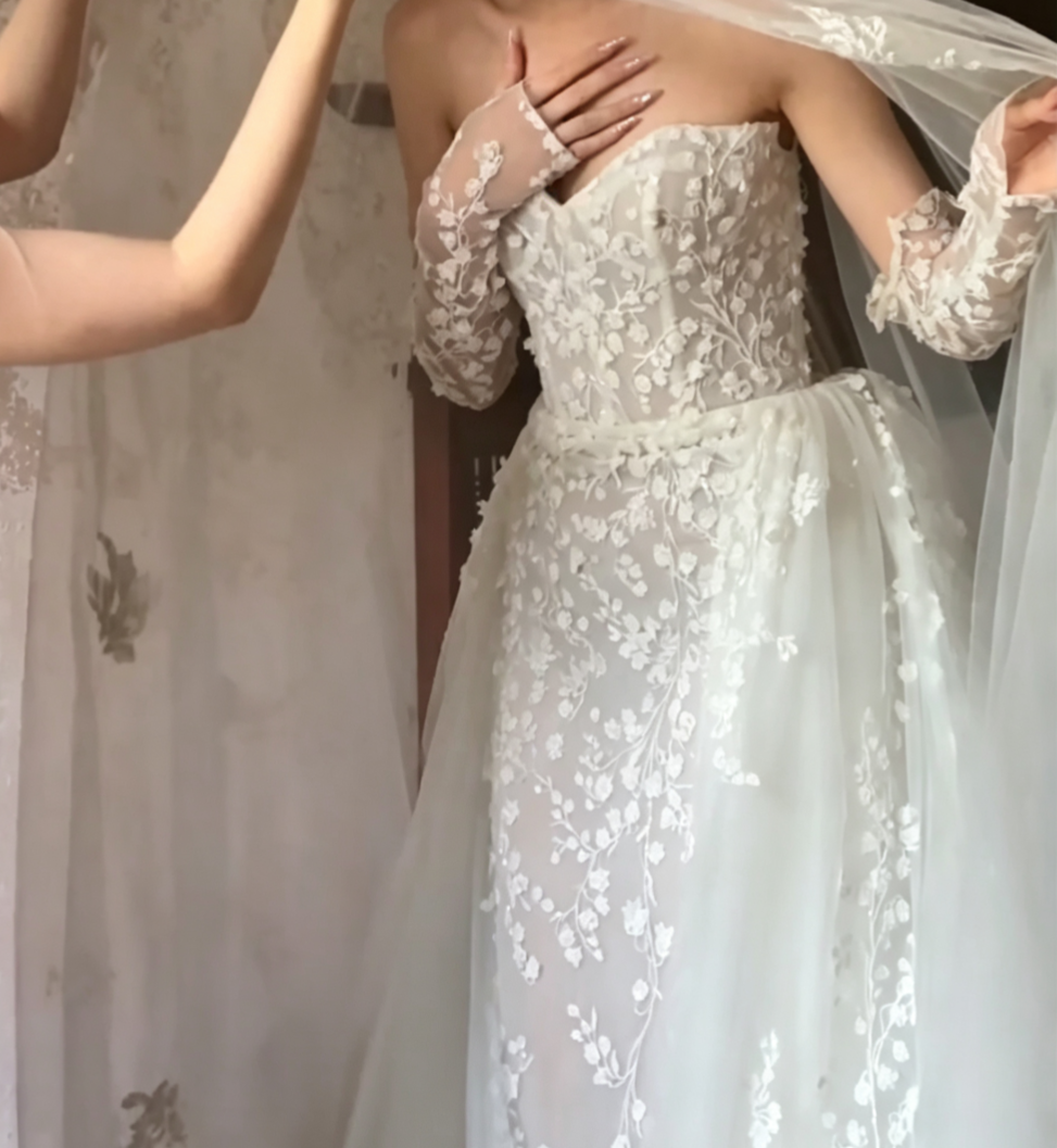 Elegant Strapless Lace Wedding Dress With Detachable Train Mermiad Bridal Dress GG6622
