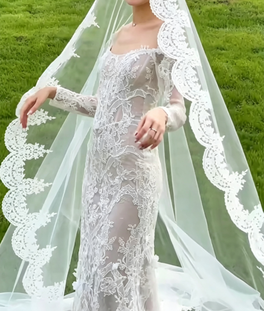 Classical Off-Shoulder Wedding Dress Long Sleeve Lace Mermaid Bridal Dress GG6645