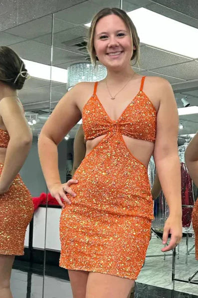 Glitter Fitted V-Neck Spaghetti Straps Homecoming Dress