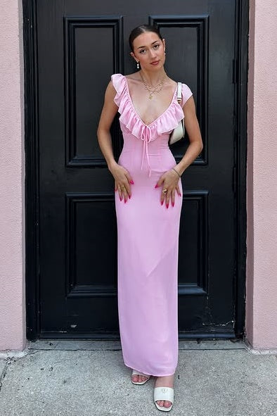 Low V-Neck Ruffle Sleeveless Fitted Party Prom Dress