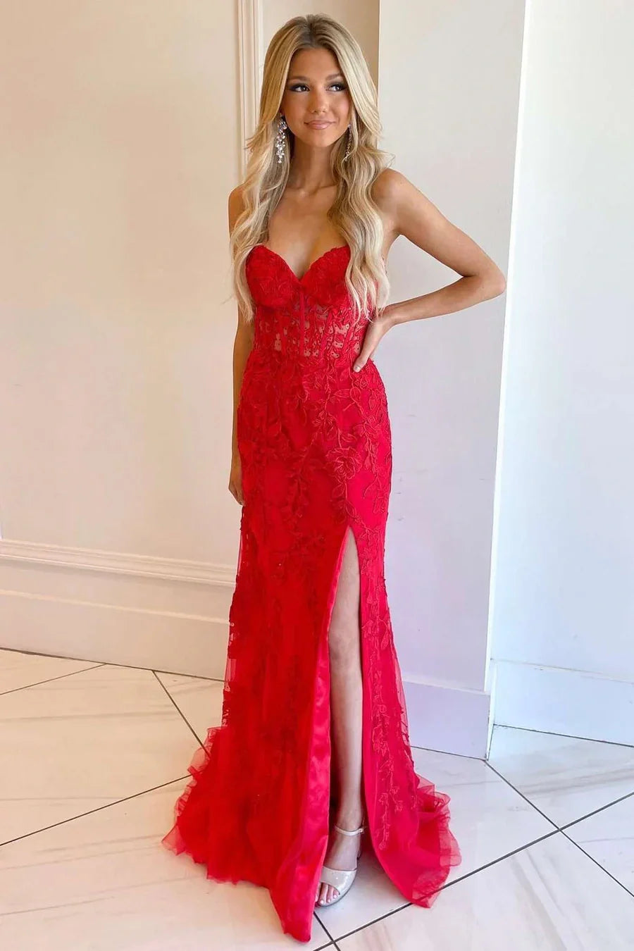 Mermaid Sweetheart Sleeveless Lace Prom Dress With Slit