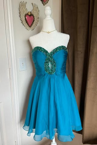 Modest Beaded Strapless Chiffon A-Line Mini Party Homecoming Dress