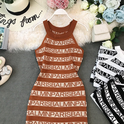 Hanging neck sleeveless knitted buttock dress  2826