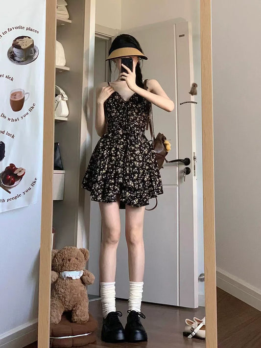 Simple Black Floral Irregular Ruffled Hem Design A-line Sleeveless Spaghetti Strap Dress TP3300