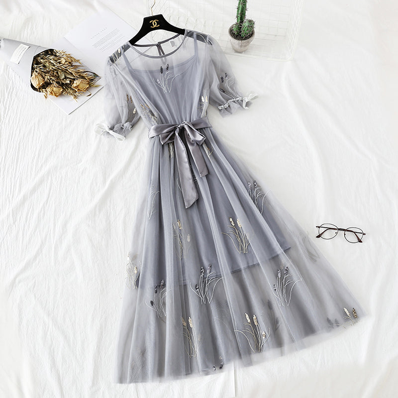 Embroidered mesh dress national minority Platycodon skirt French retro skirt  4305