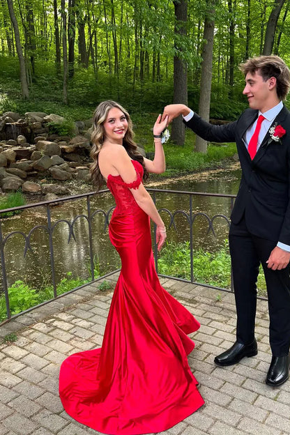 Off-Shoulder Satin Mermaid Party Prom Dress With Lace Appliques